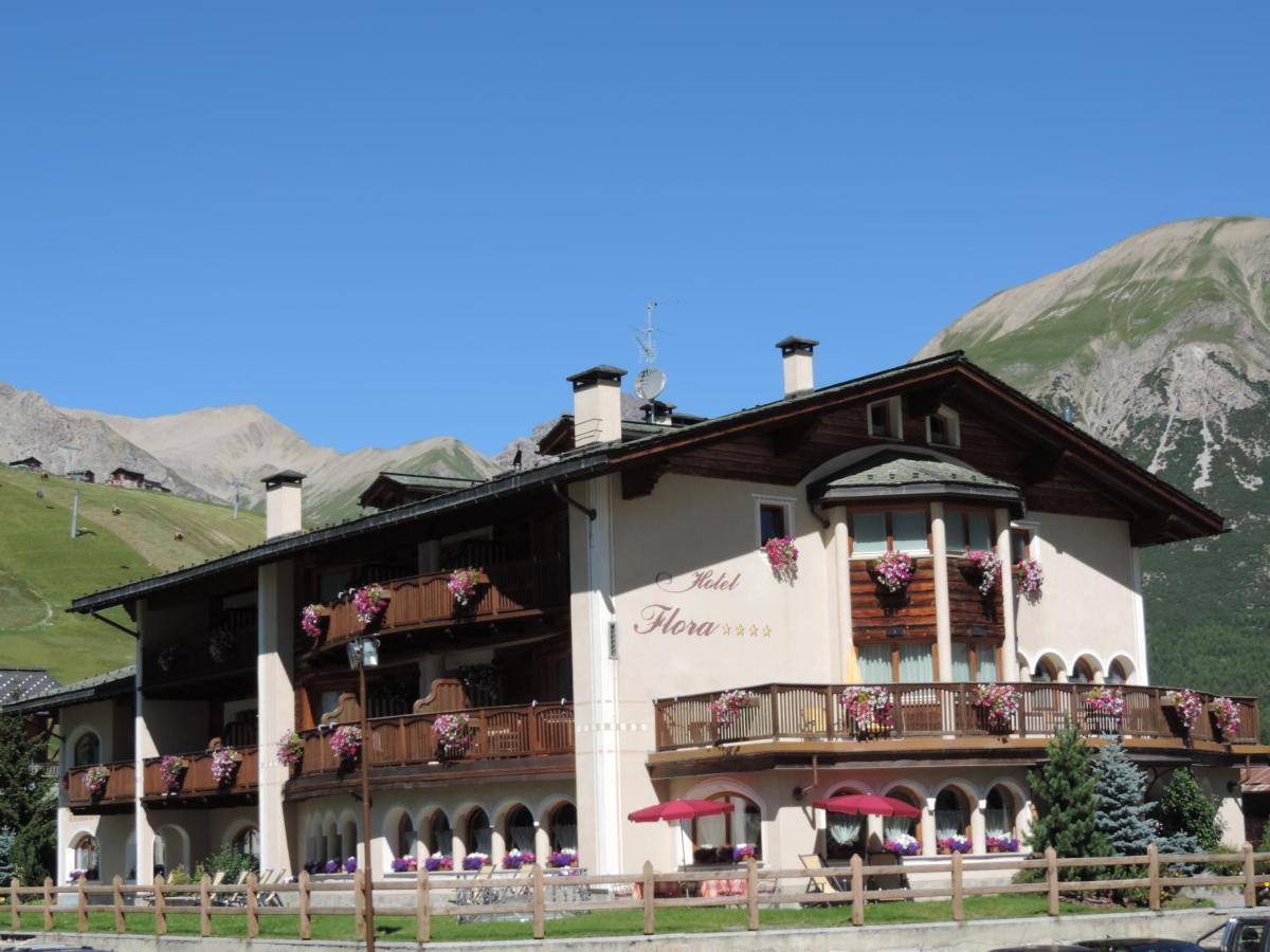 Hotel Flora Livigno Kültér fotó