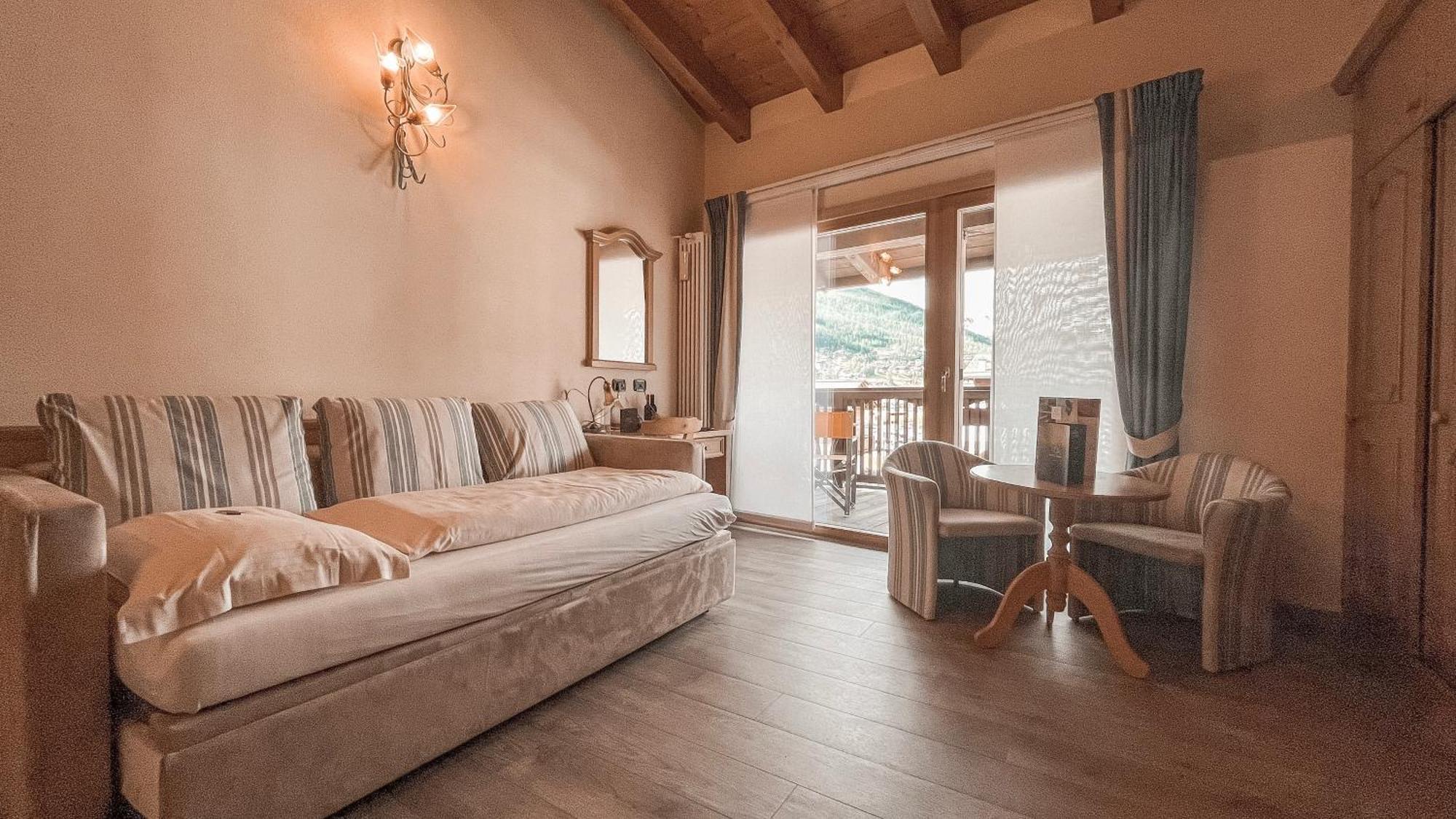 Hotel Flora Livigno Kültér fotó