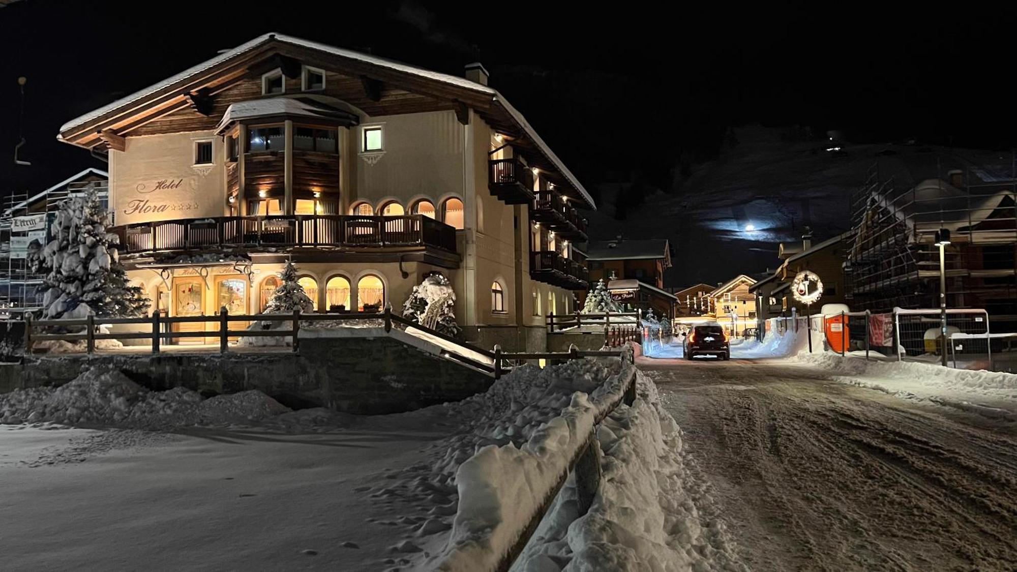 Hotel Flora Livigno Kültér fotó